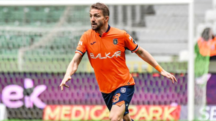 Başakşehir Adnan Januzaj ve Caner Erkin için teşekkür mesajı yayımladı